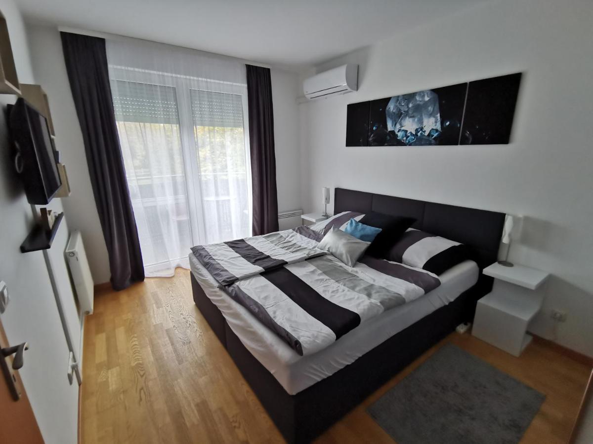 Freedom Apartman Hajdúszoboszló 外观 照片