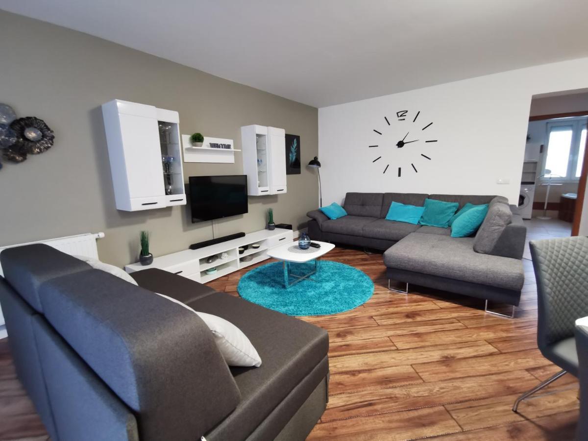 Freedom Apartman Hajdúszoboszló 外观 照片