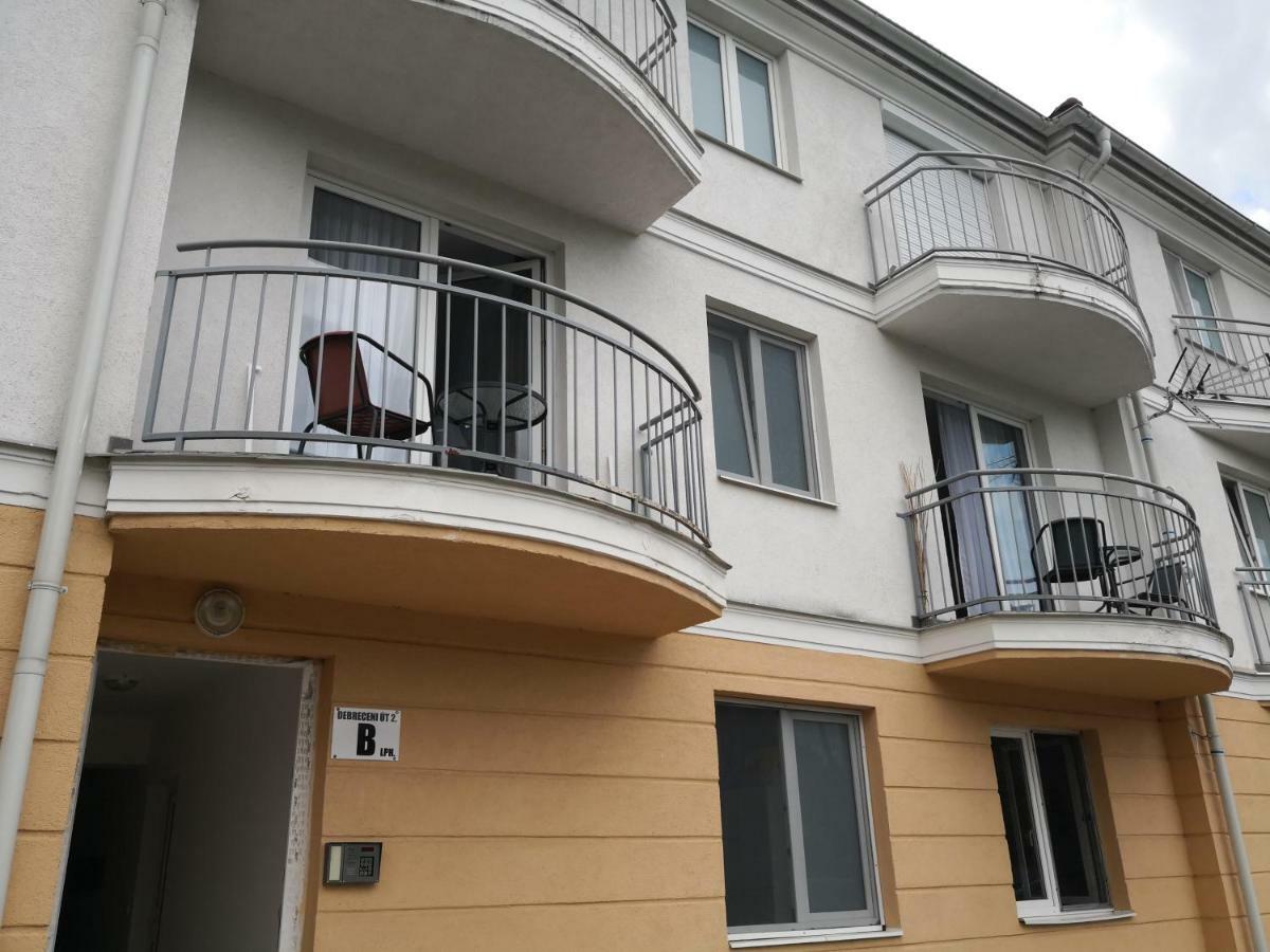 Freedom Apartman Hajdúszoboszló 外观 照片